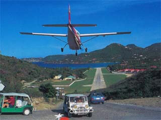 Dangerous airports: St. Barthelemy